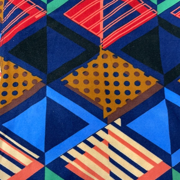 LuLaRoe New TC Tall & Curvy Geometric Leggings NWT - Picture 2 of 7